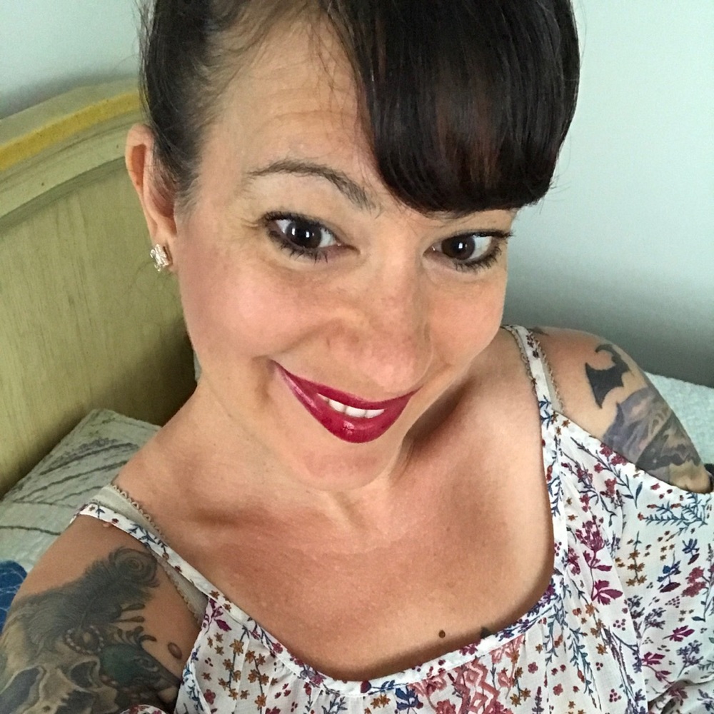 Meet your Posher, Tania